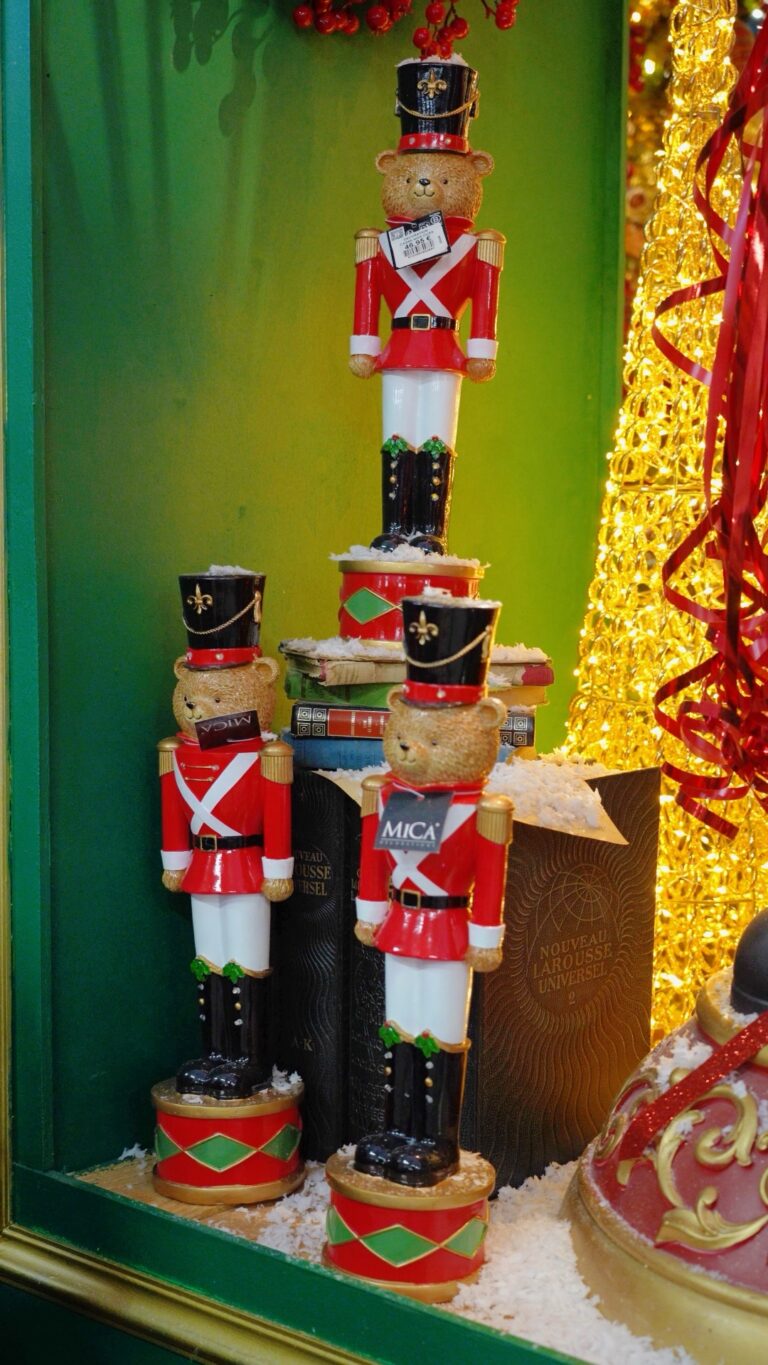 Décoration de Noël chez Tropic Plantes à Caveirac